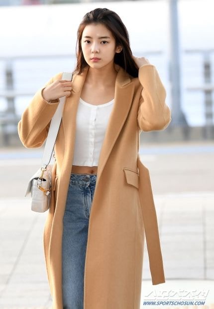 출국하는 있지(ITZY) 기사사진.jpg