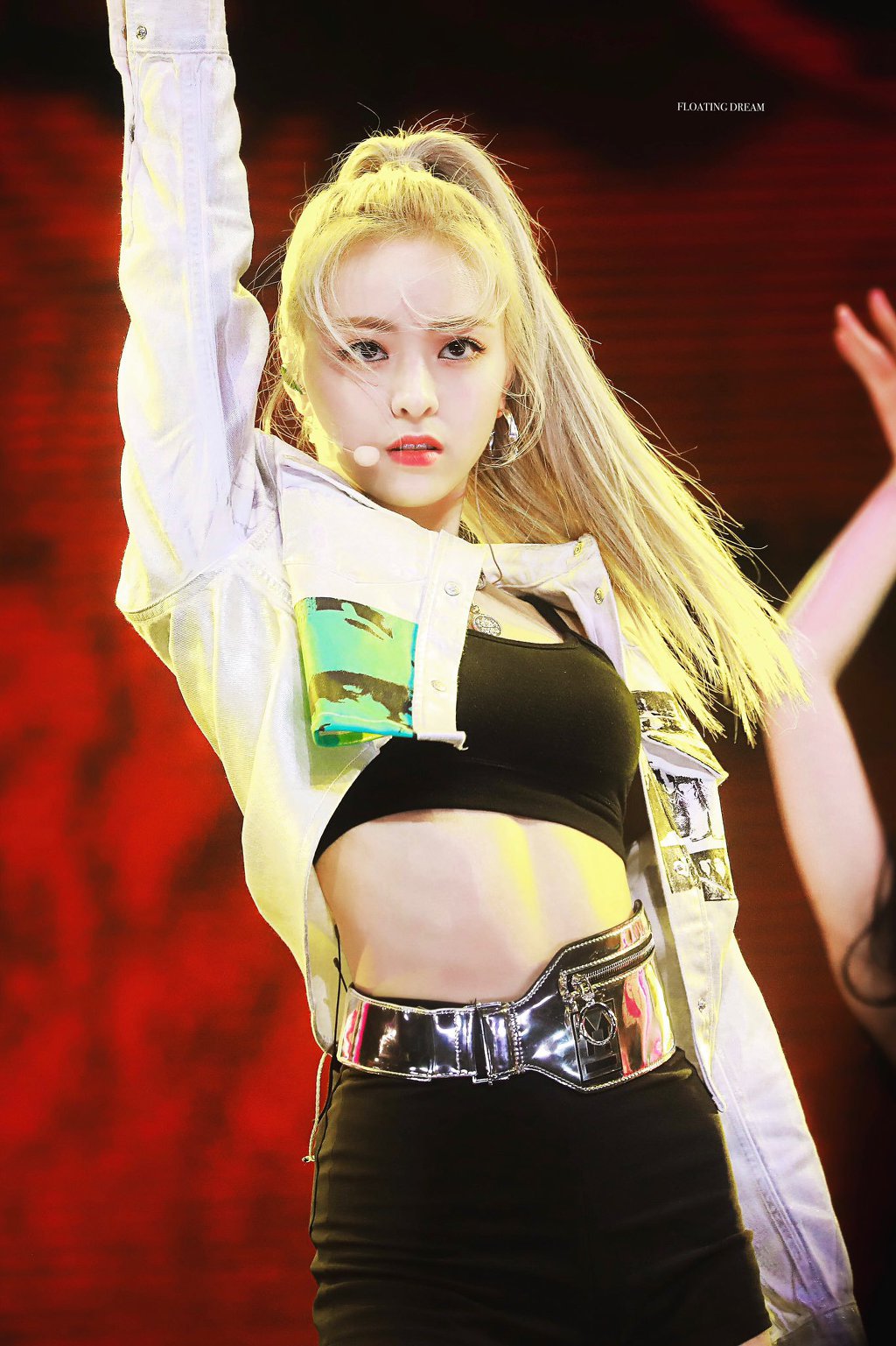 [60p] #ITZY #유나.jpgif