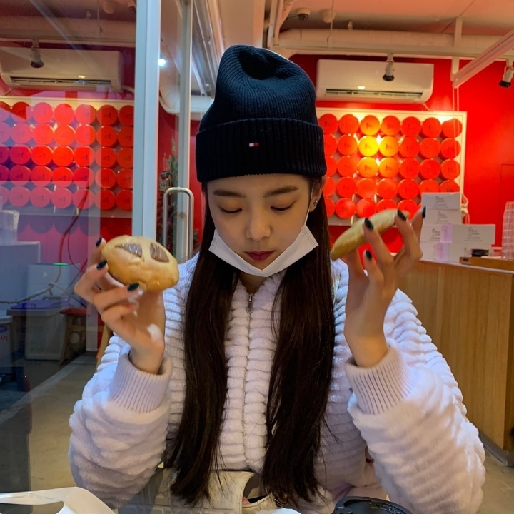 ITZY 리아.insta