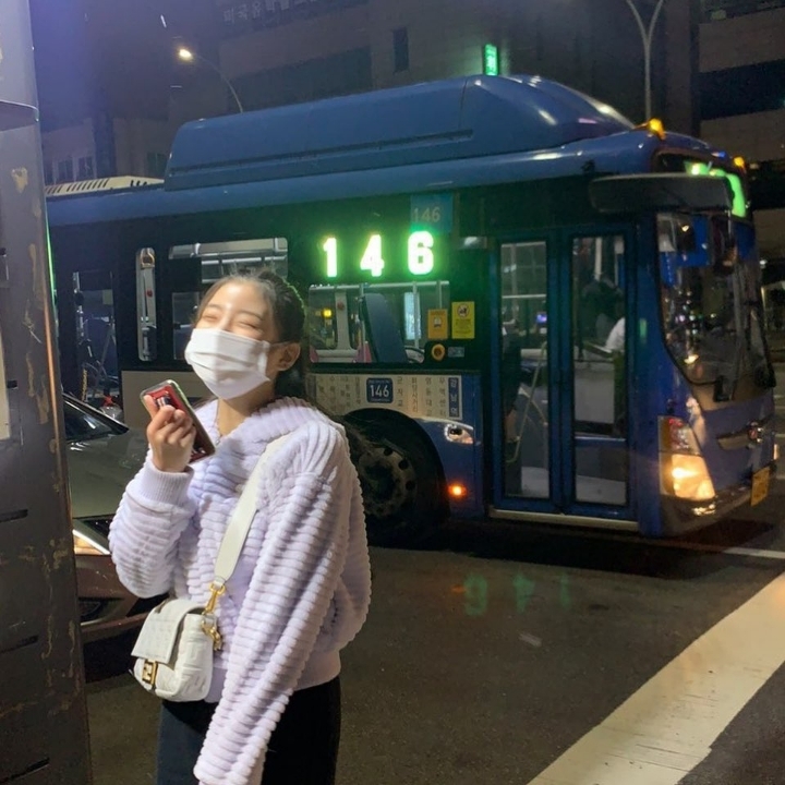 ITZY 리아.insta
