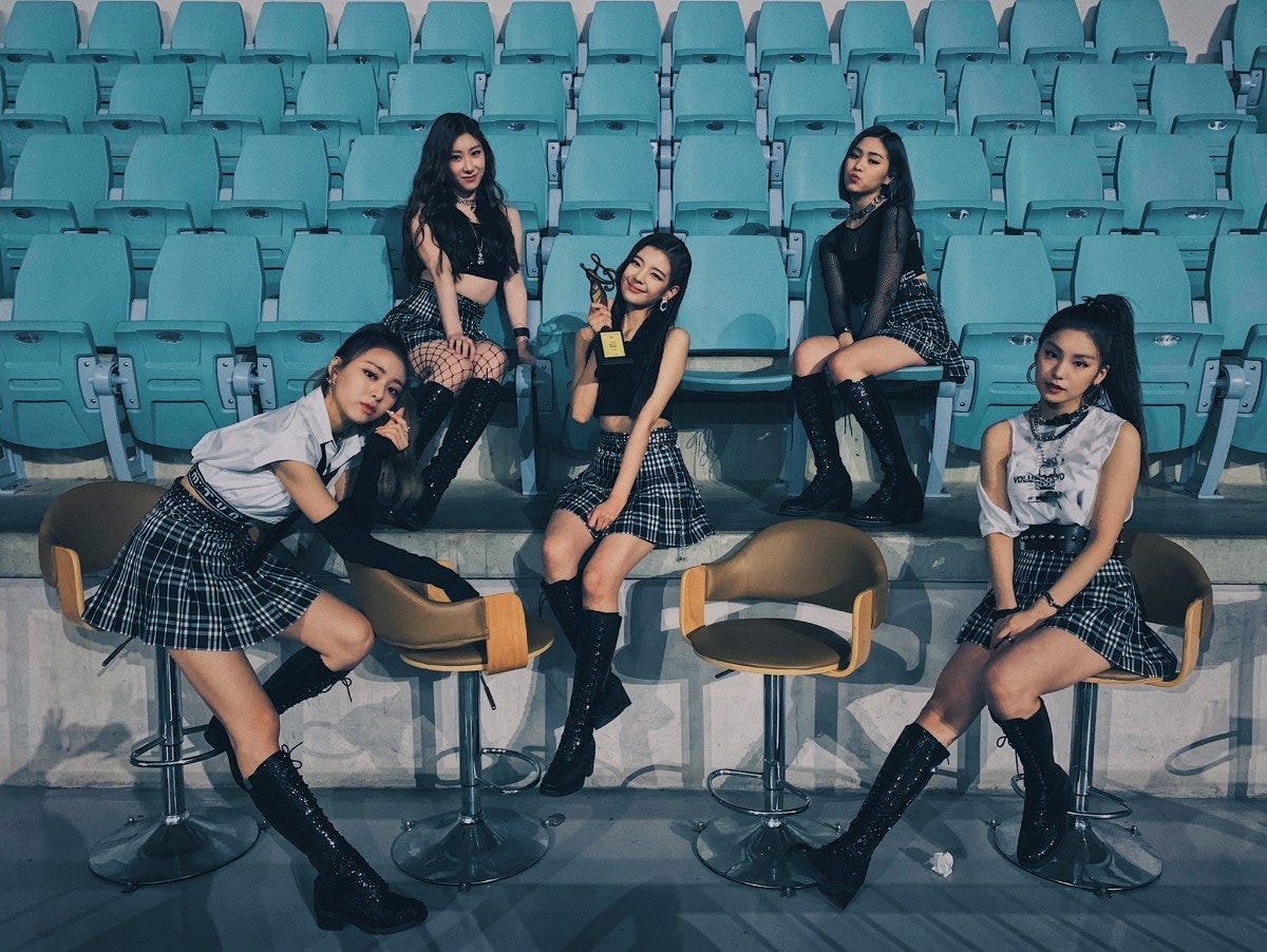 신인상 받은 #ITZY.twitter