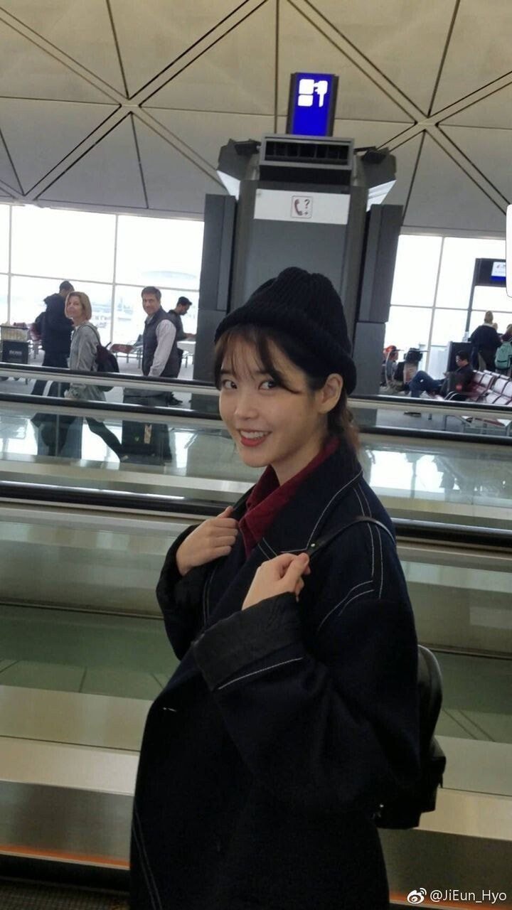 폰카로 찍은 아이유