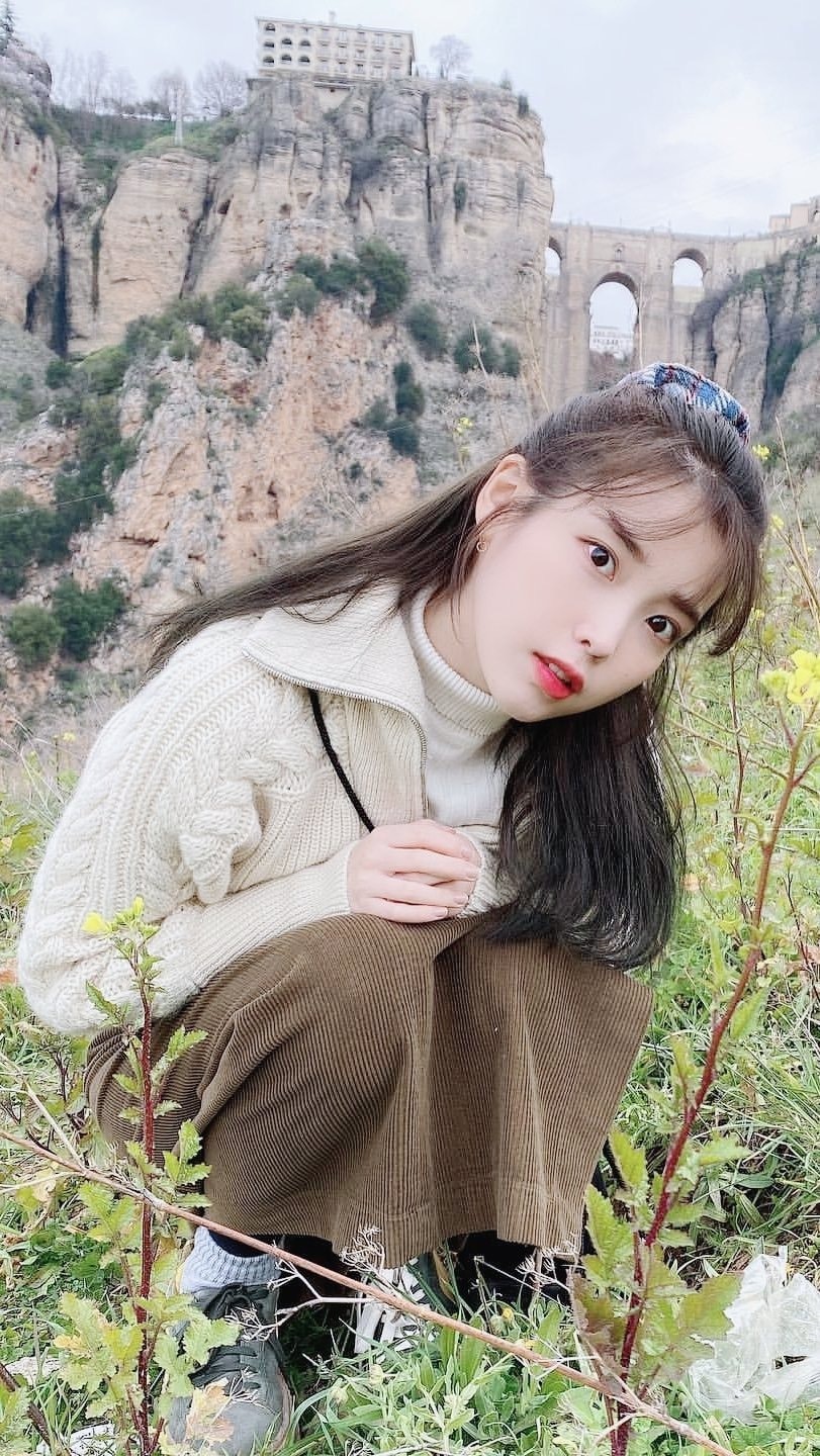 뭘입어도 이쁜 #아이유