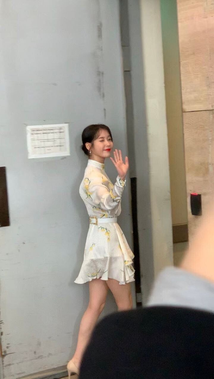 폰카로 찍은 아이유