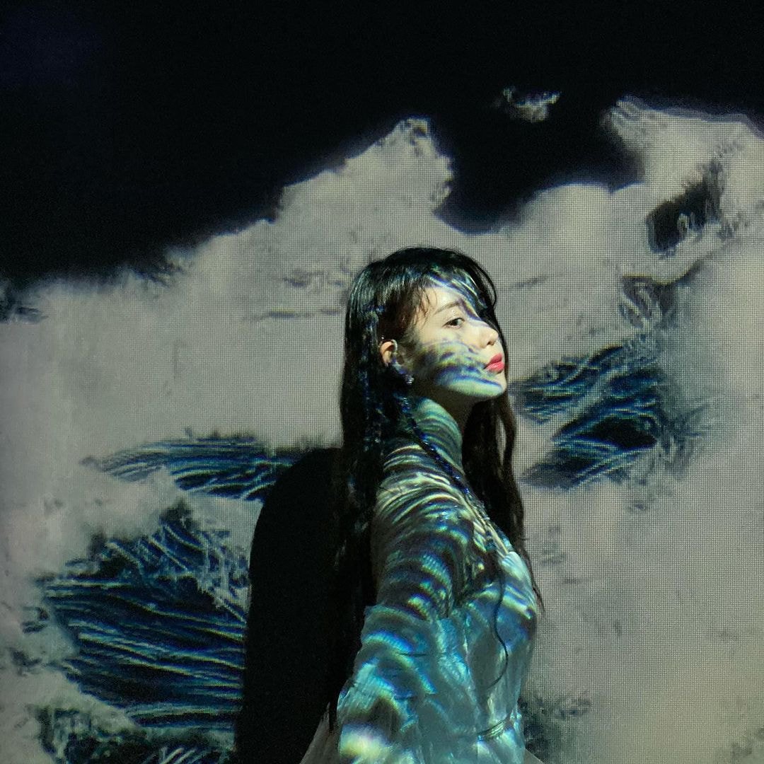 아이유 인스타