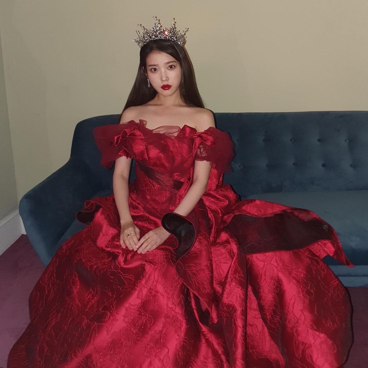 오늘자 아이유 인스타