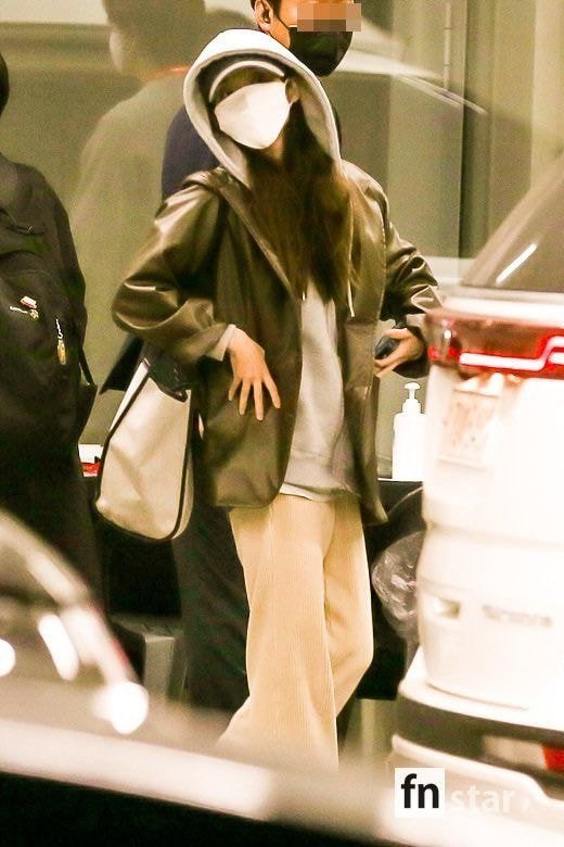 아이유 네이버 나우 컴백쇼 출근 프리뷰