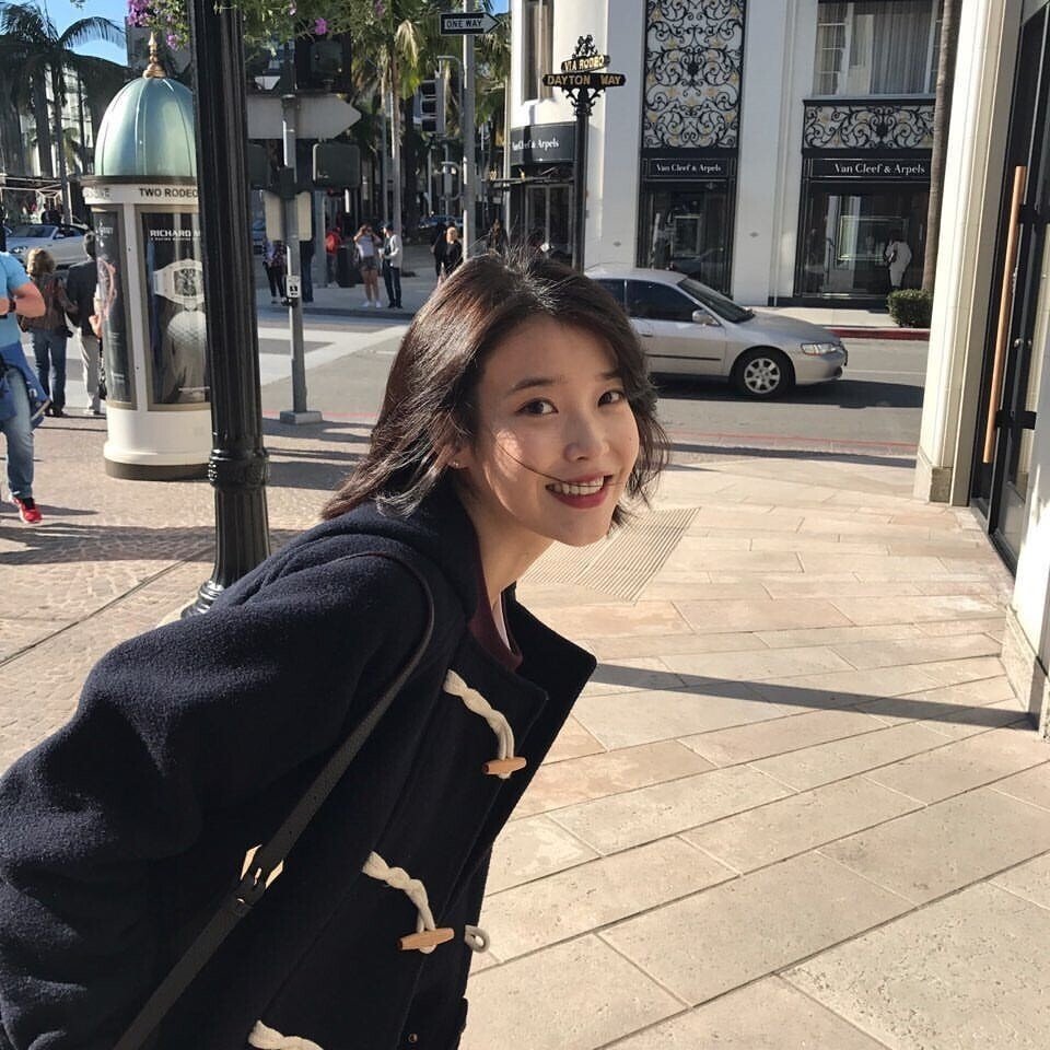 비오는 저녁...#아이유