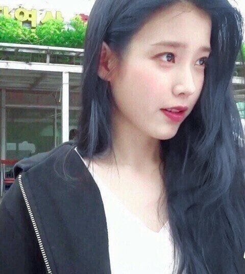 폰카로 찍은 아이유