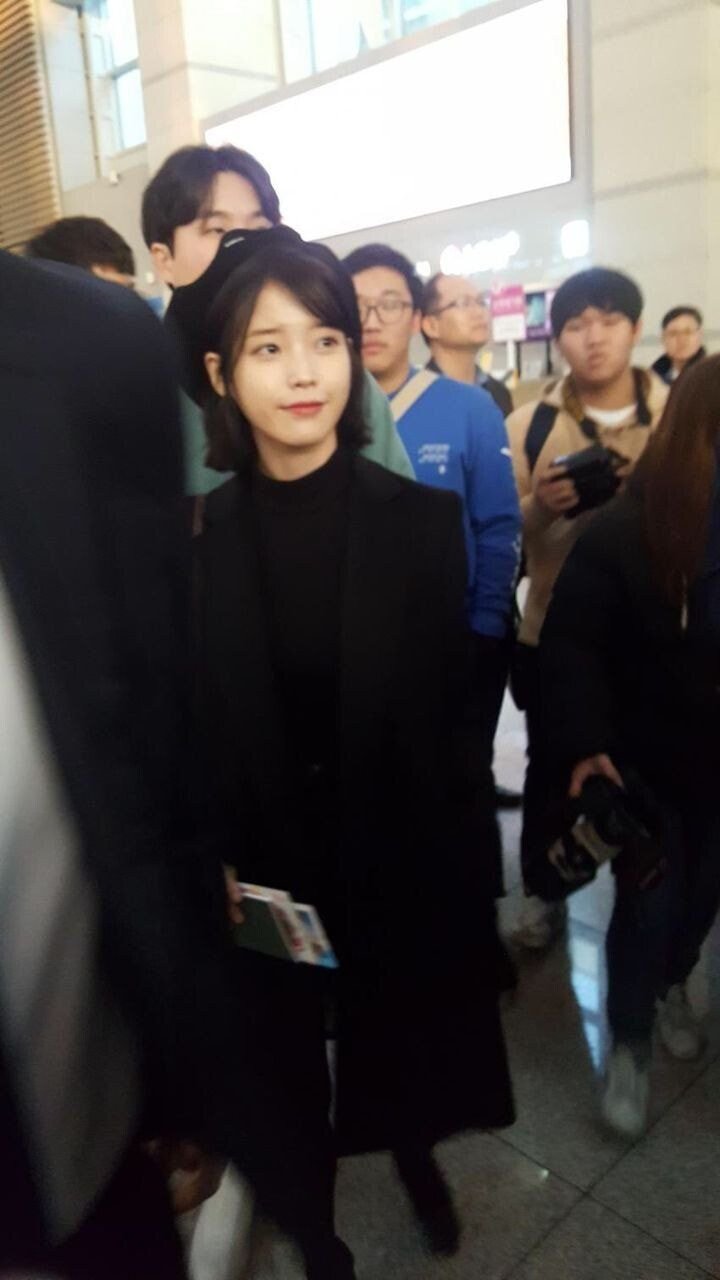 폰카로 찍은 아이유