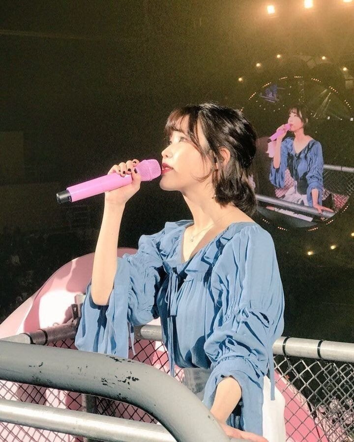 폰카로 찍은 아이유