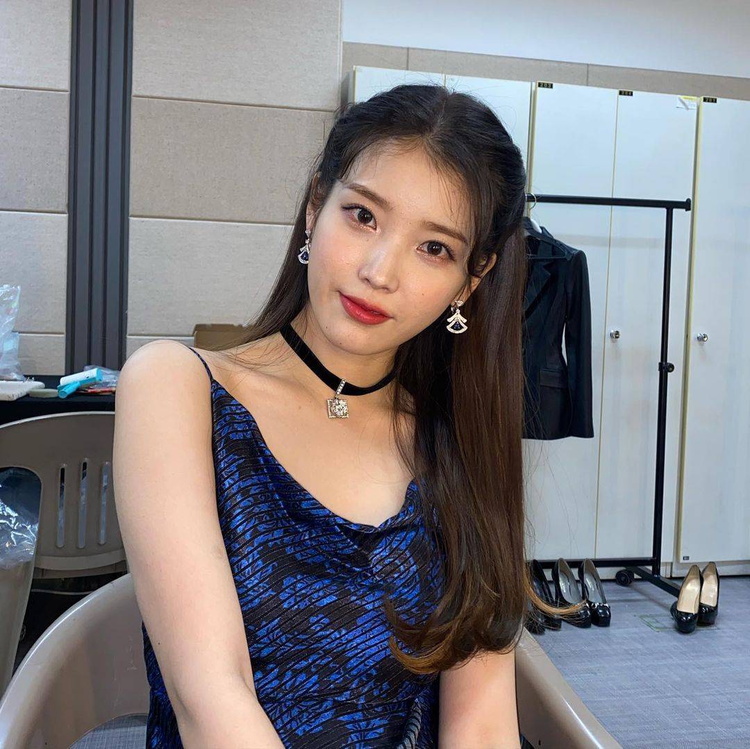 아이유 인스타
