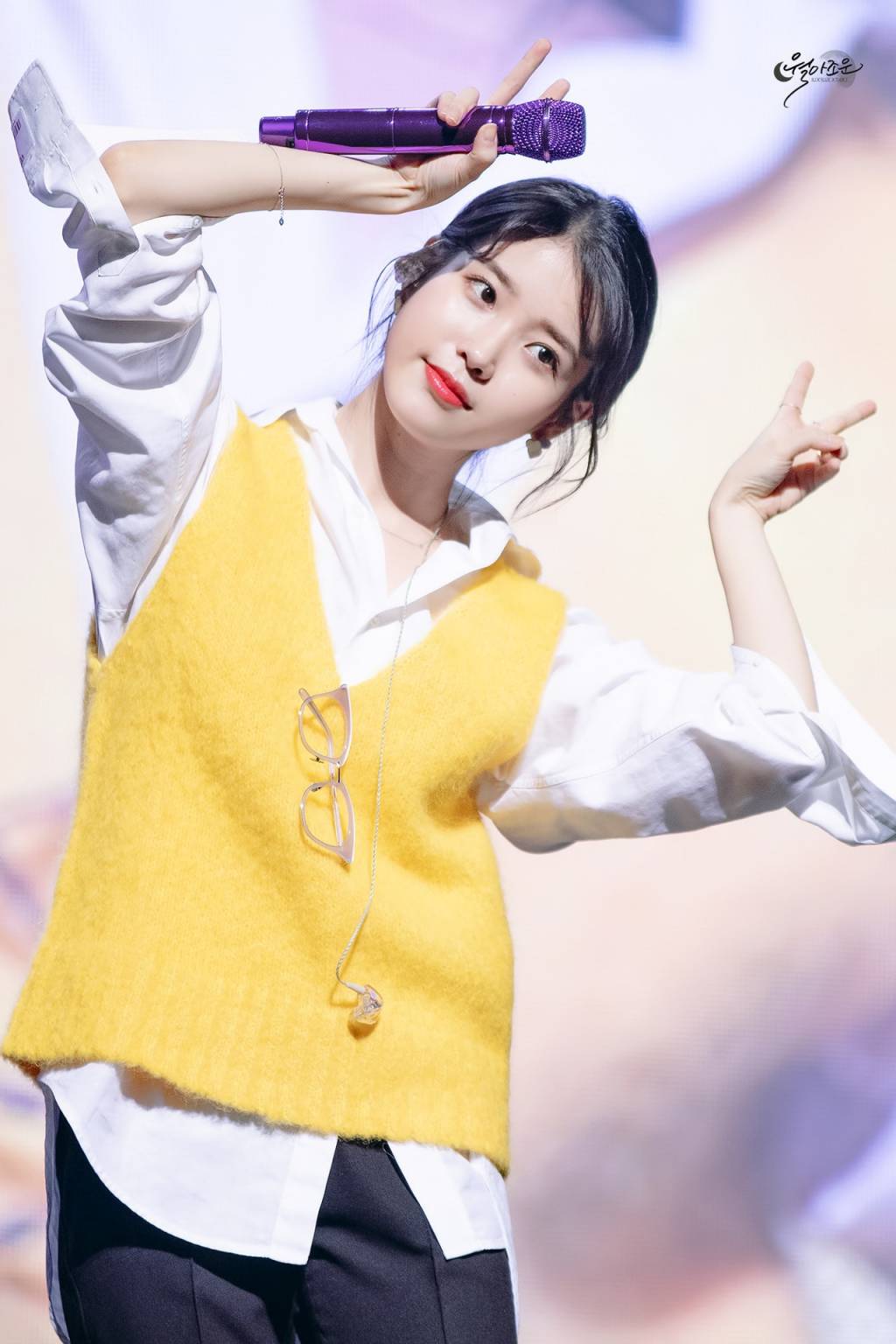 뭘입어도 이쁜 #아이유