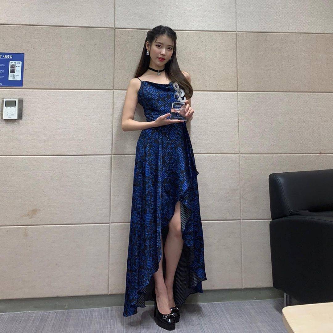 아이유 인스타