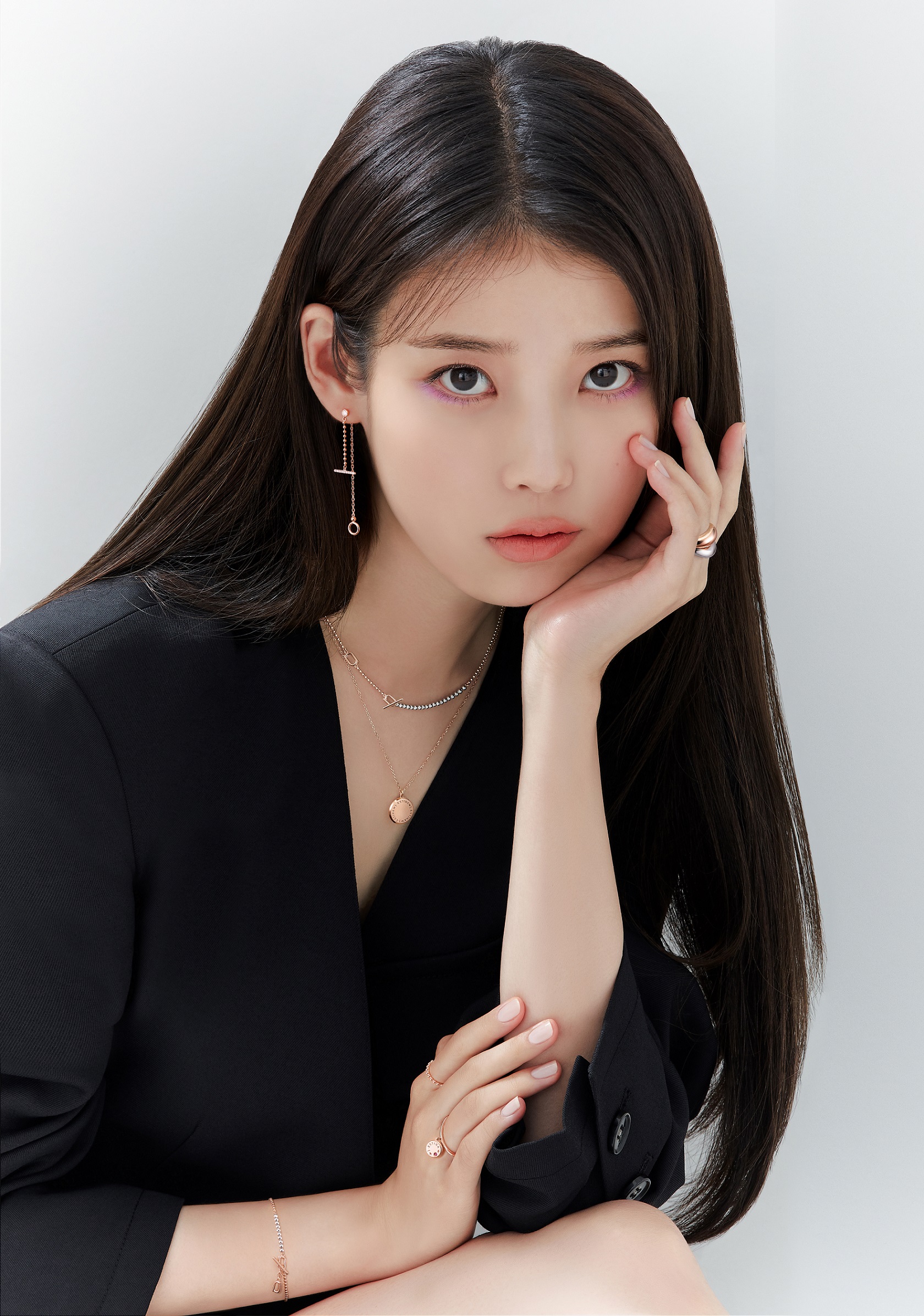 아이유 J.estina 화보