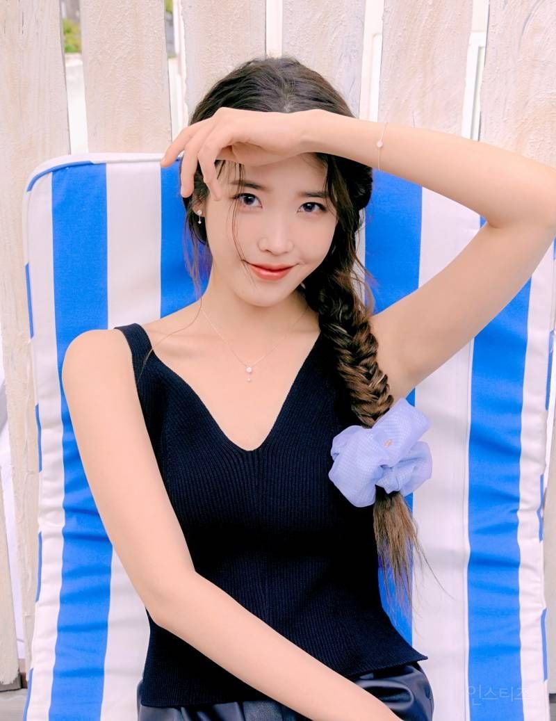 새로뜬 아이유 여름 화보