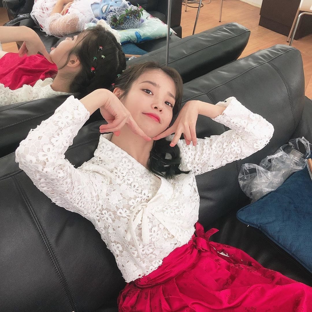 아이유 인스타그램