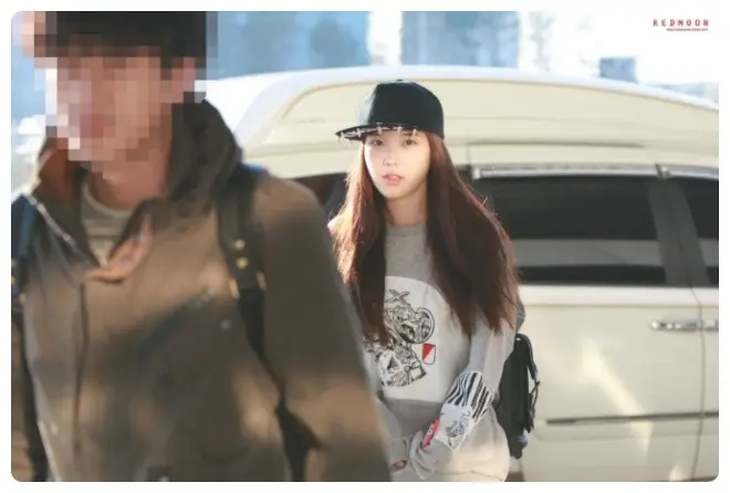 아이유 직찍 :: 130109 김포공항 출국 BY 레드문