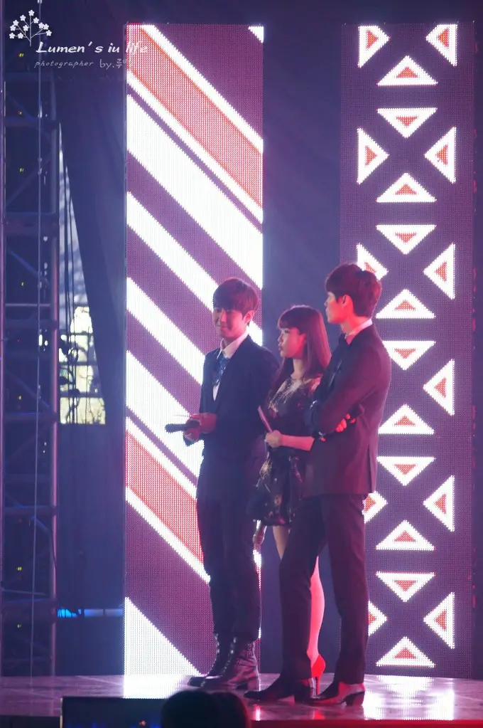 아이유(IU) @ 121111 농심 사랑나눔 콘서트 by 루멘