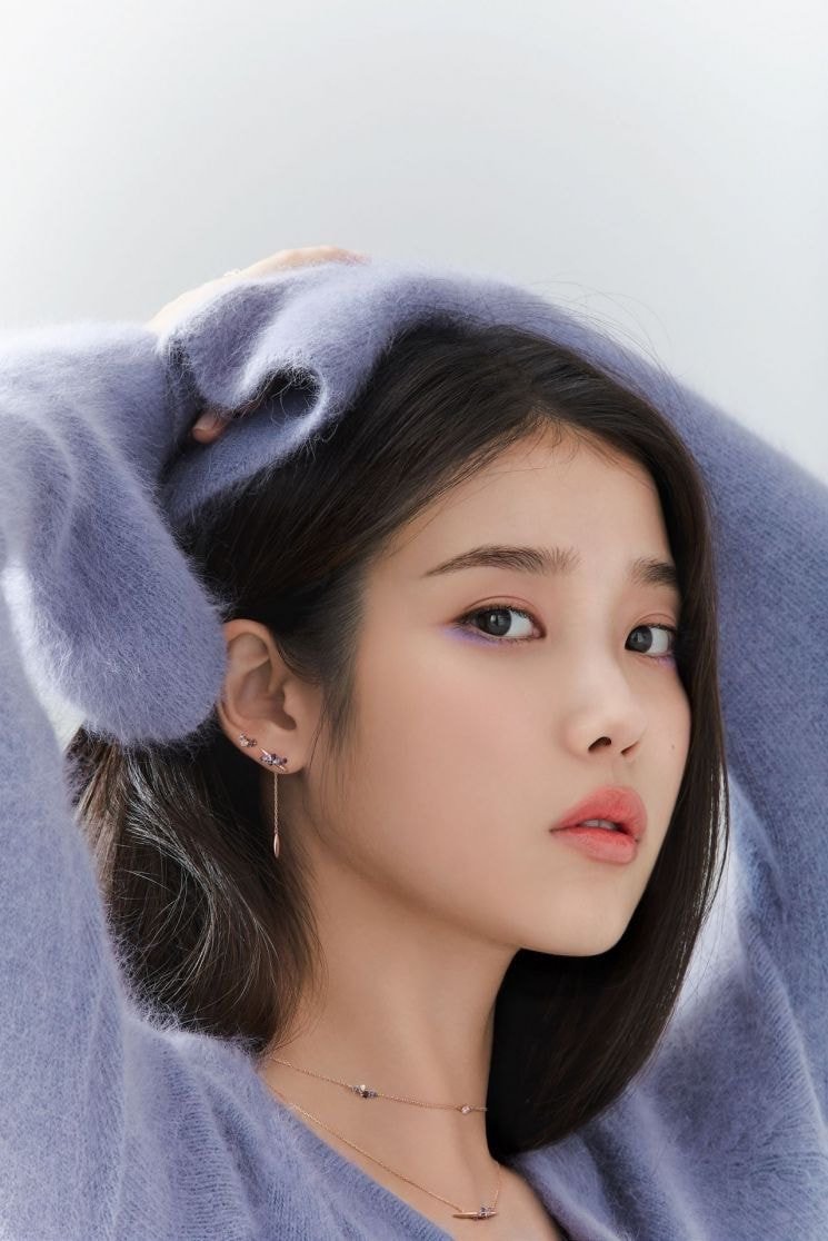 아이유 제이에스티나 화보