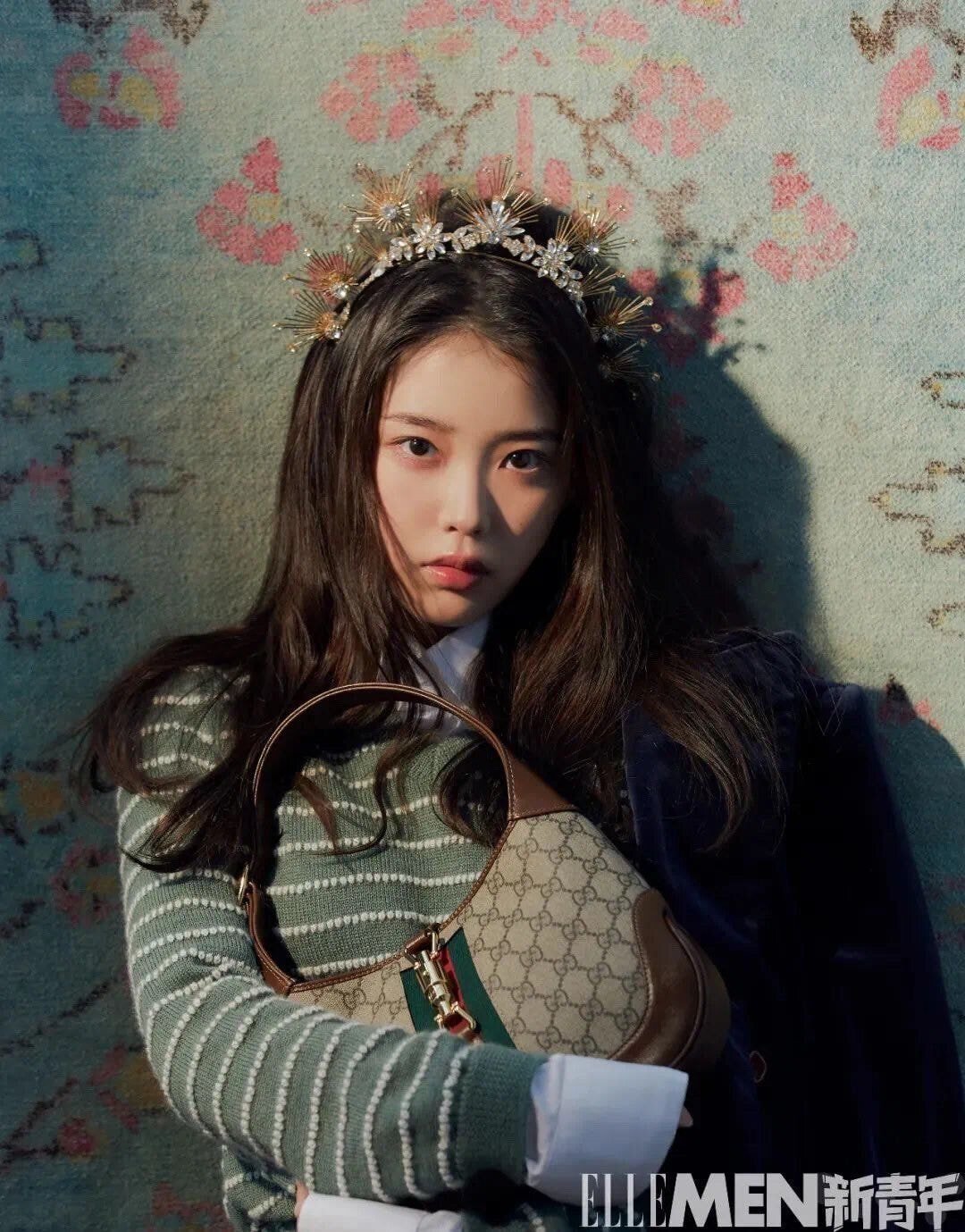 아이유 중국잡지 표지
