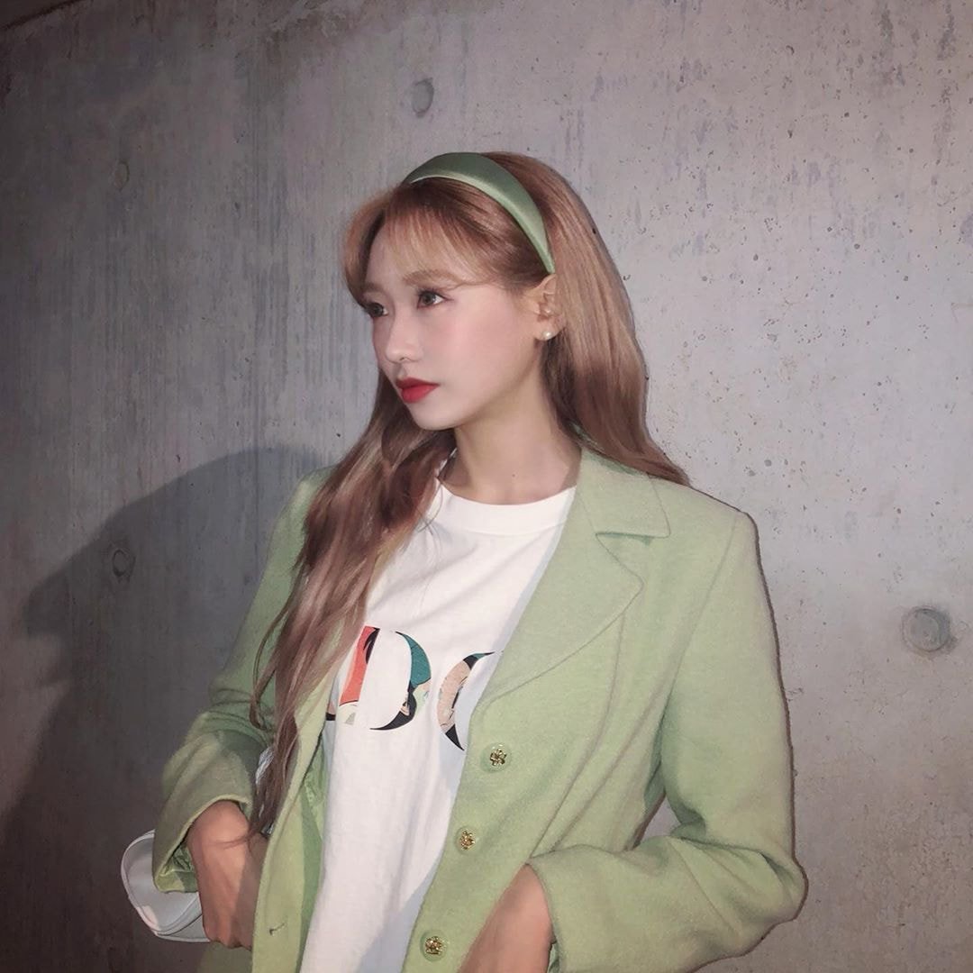 러블리즈 수정 인스타