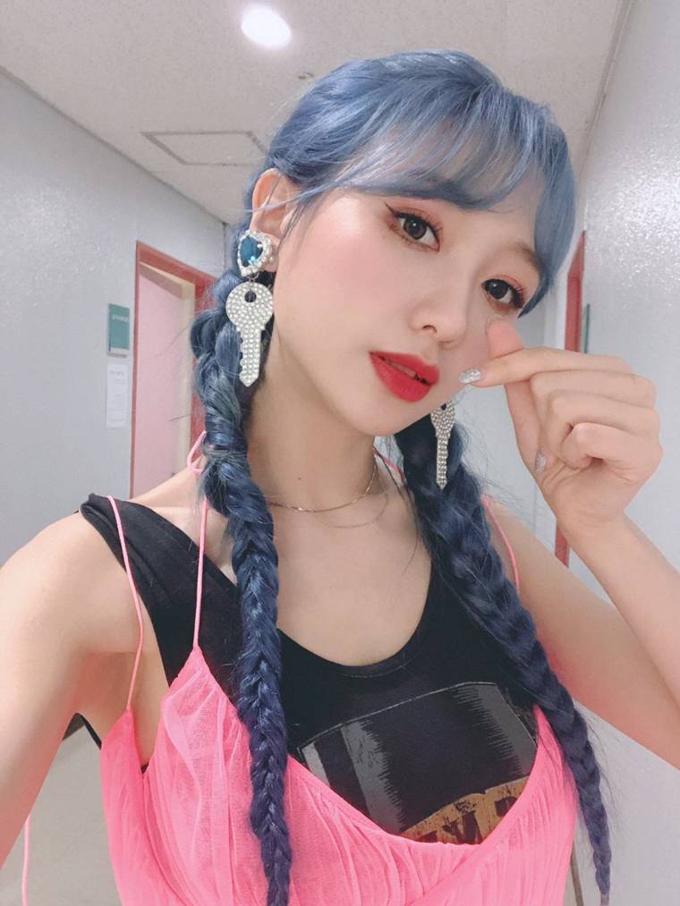 손가락 하트 #러블리즈 류수정