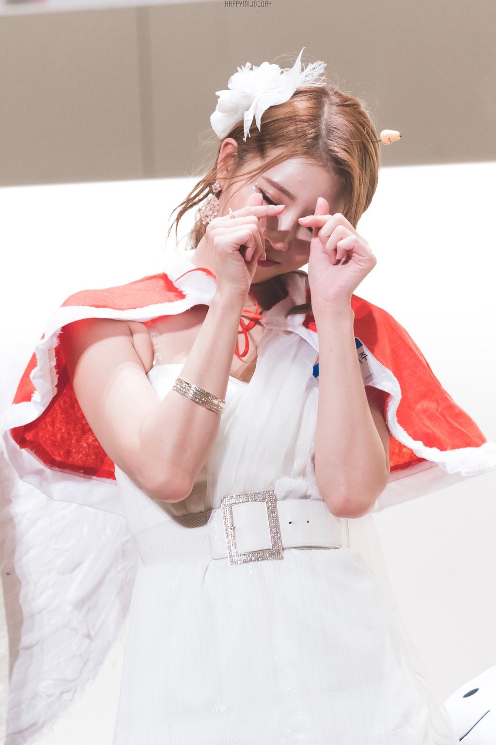 팬사인회 가면 볼 수 있는 #러블리즈 미주 모습