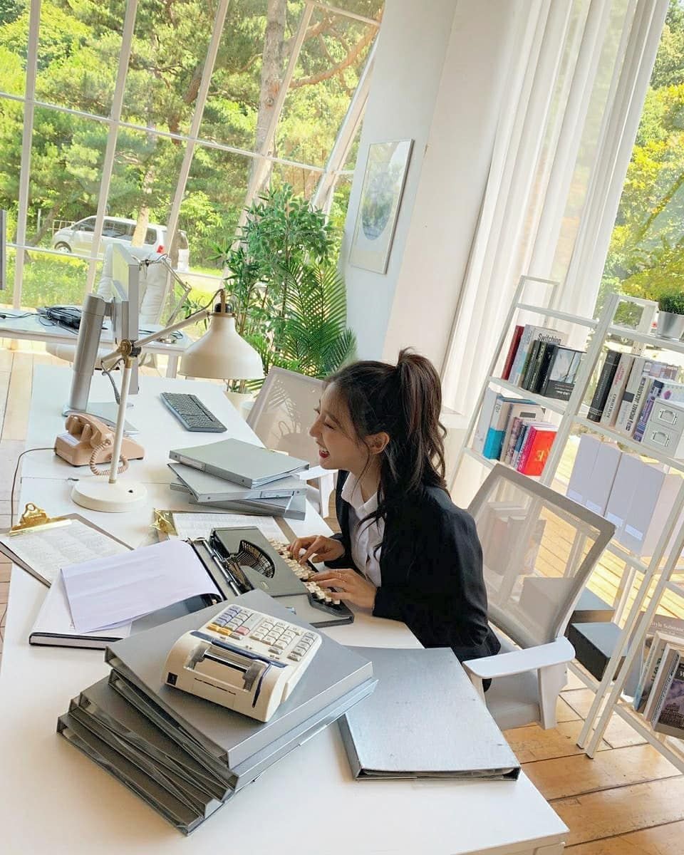 러블리즈 예인 인스타
