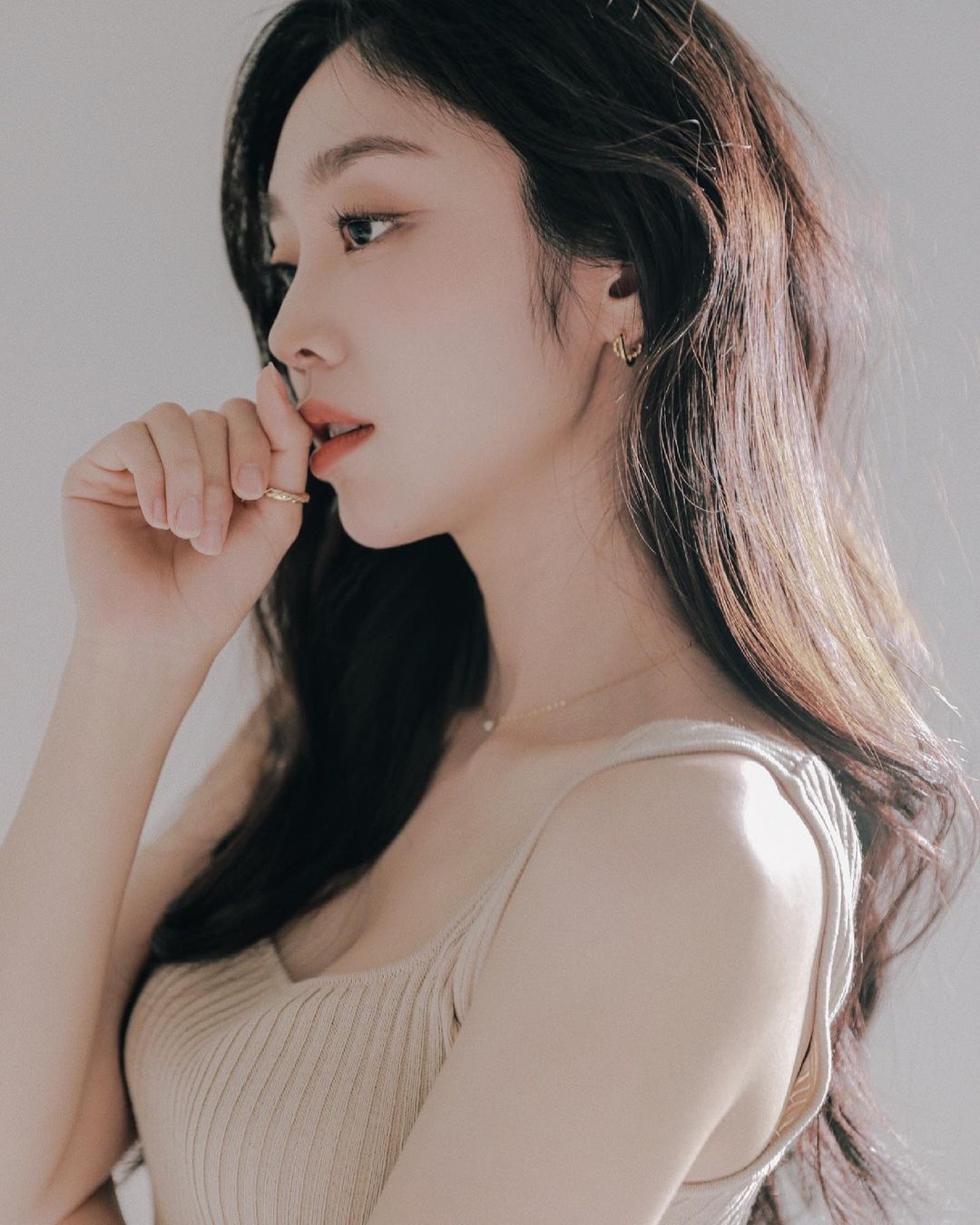 러블리즈 지수 화보 사진