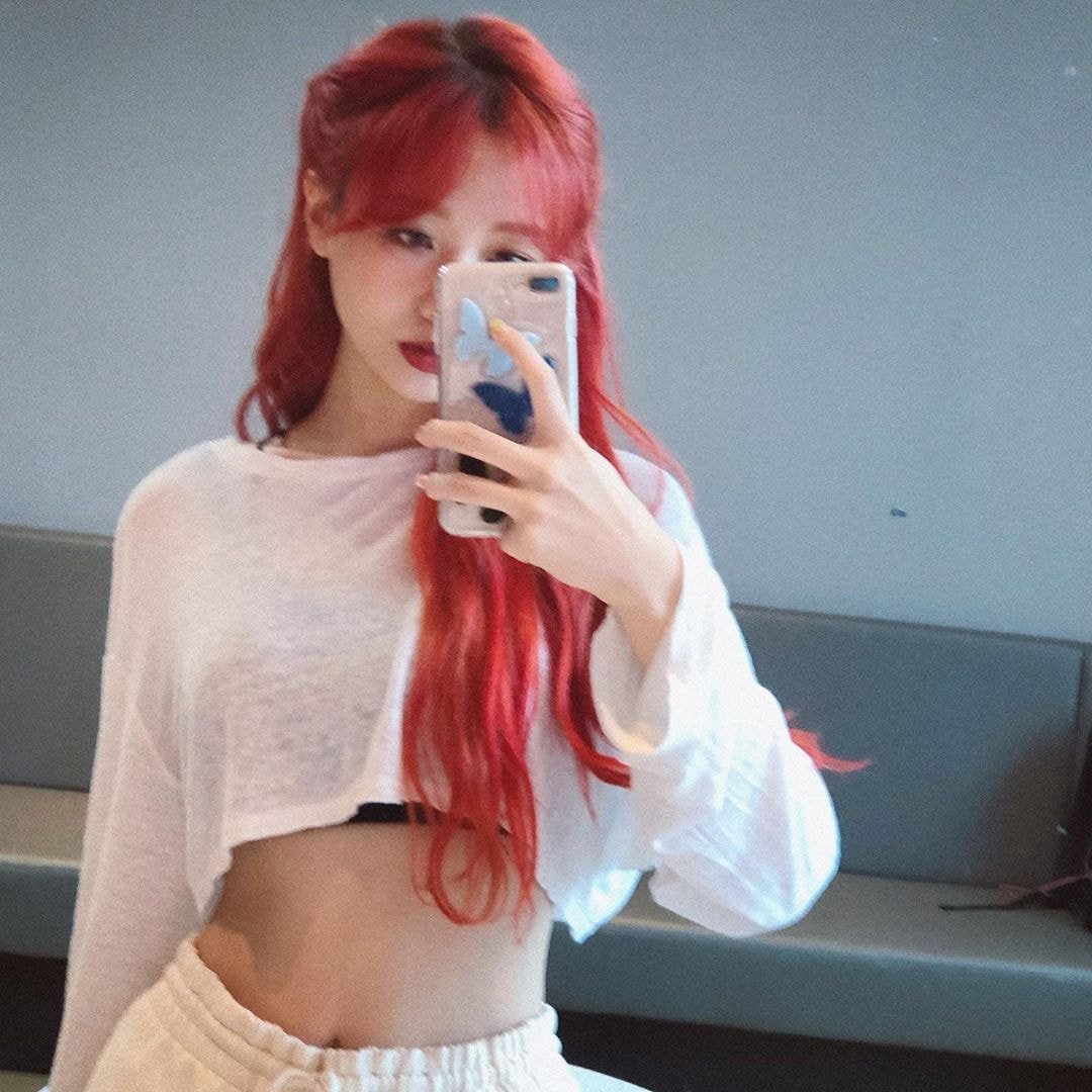 러블리즈 류수정 인스타