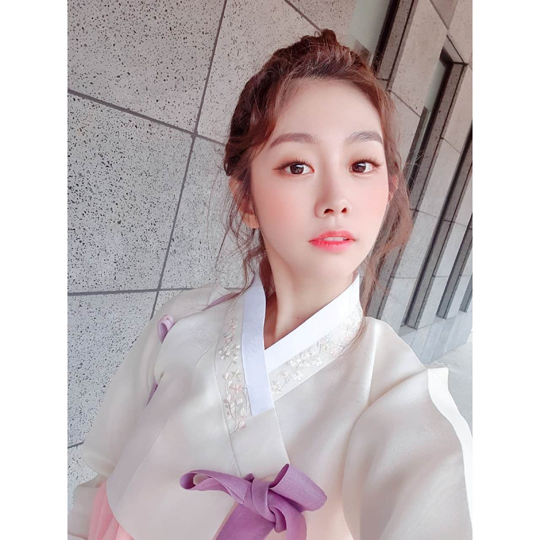한복입은 #러블리즈 지수.insta