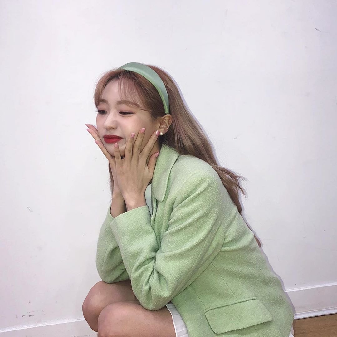러블리즈 수정 인스타