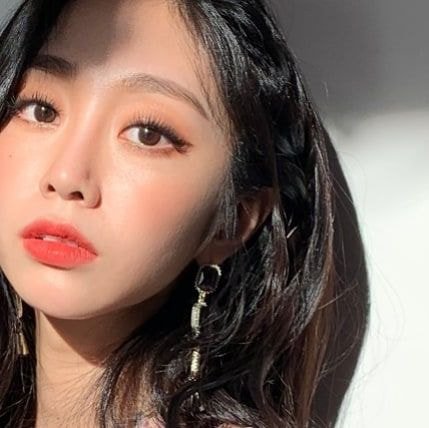 러블리즈 지수 인스타