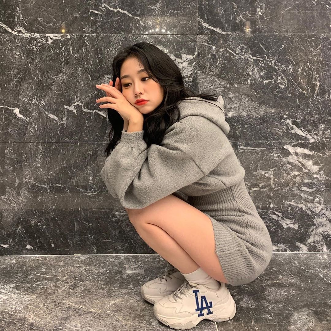 러블리즈 지수 인스타