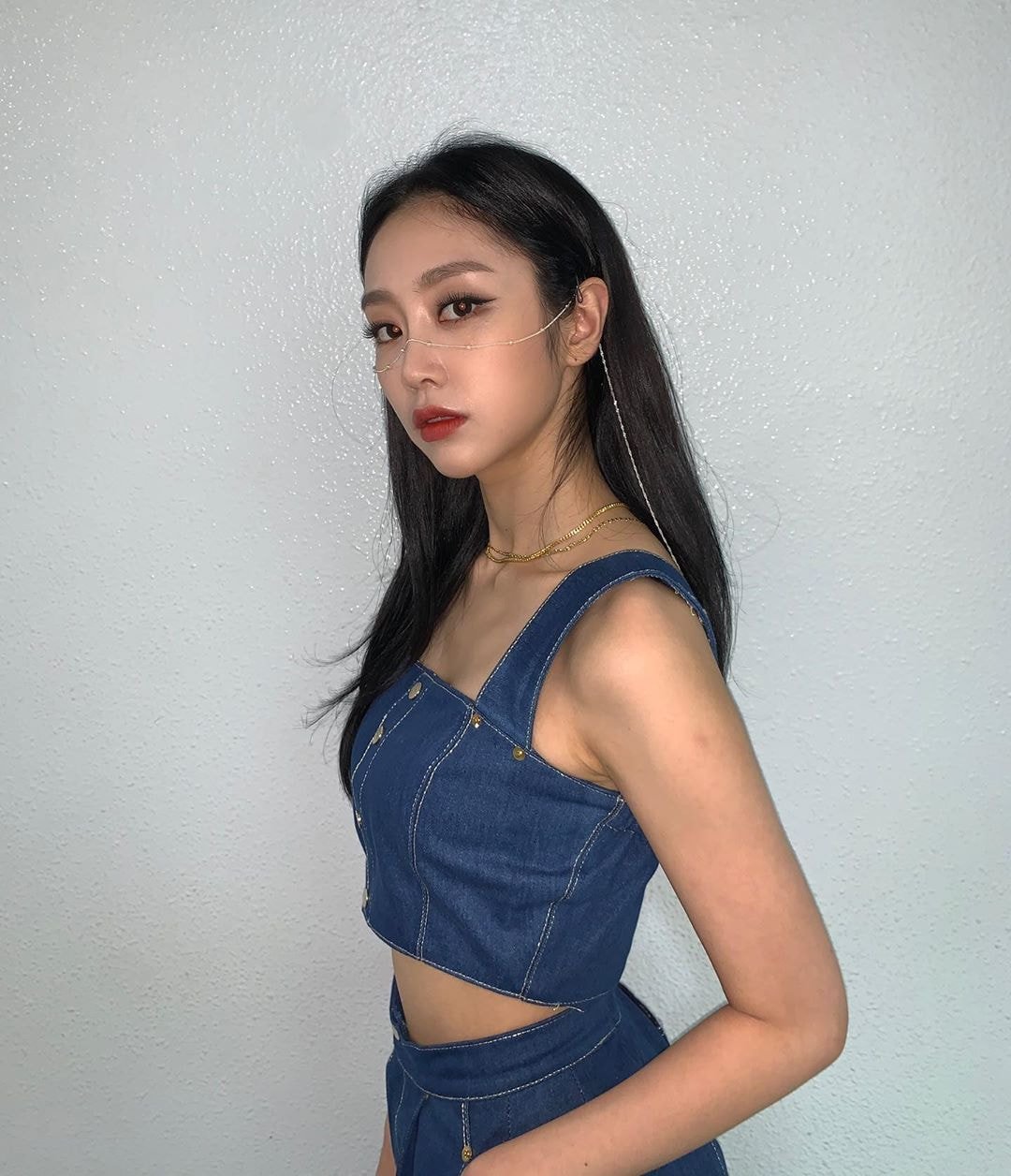 러블리즈 서지수 인스타
