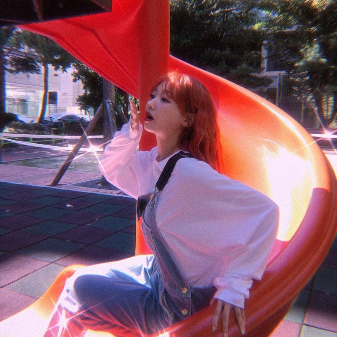 러블리즈 수정 인스타