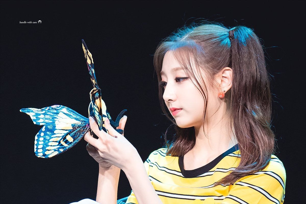 양갈래 헤어스타일도 잘 어울리는 #러블리즈 막내 #정예인