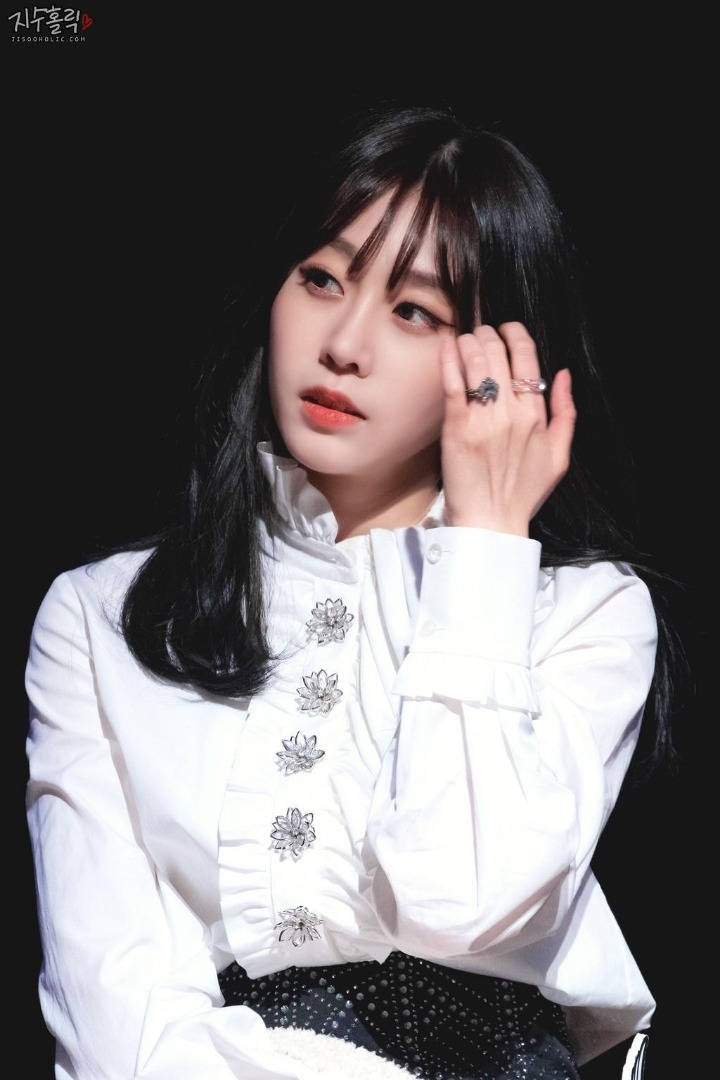 앞머리 내린 #러블리즈 지수