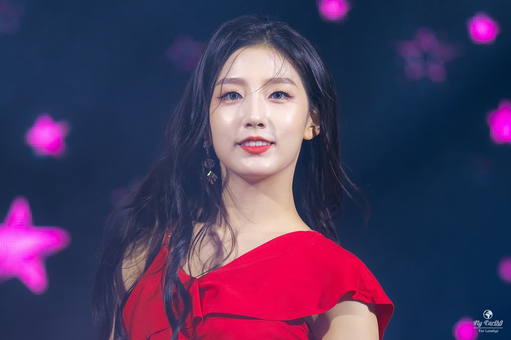 레드! #러블리즈 정예인