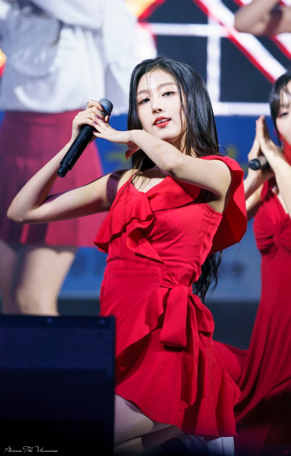 레드! #러블리즈 정예인