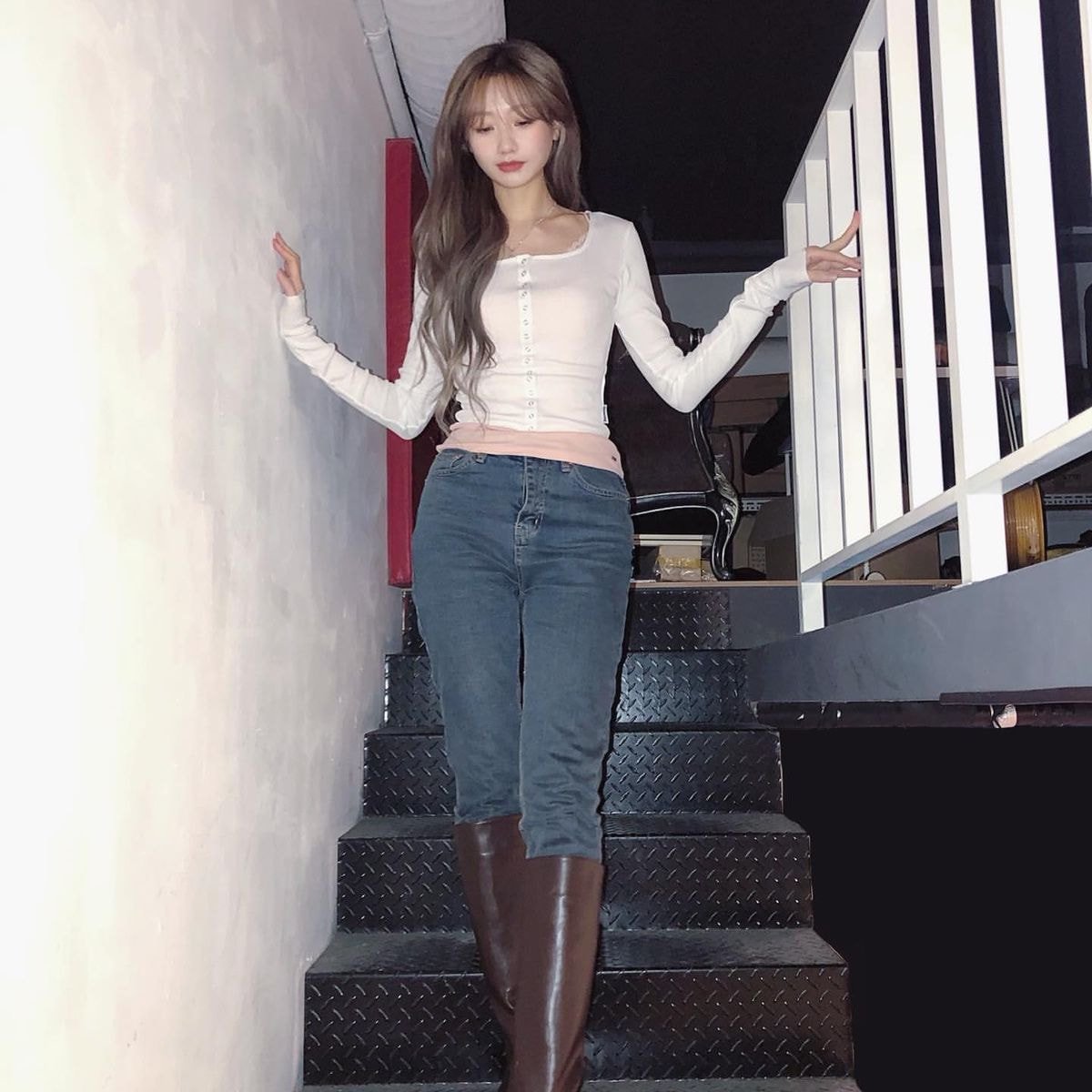 청바지 입은 러블리즈 류수정 인스타