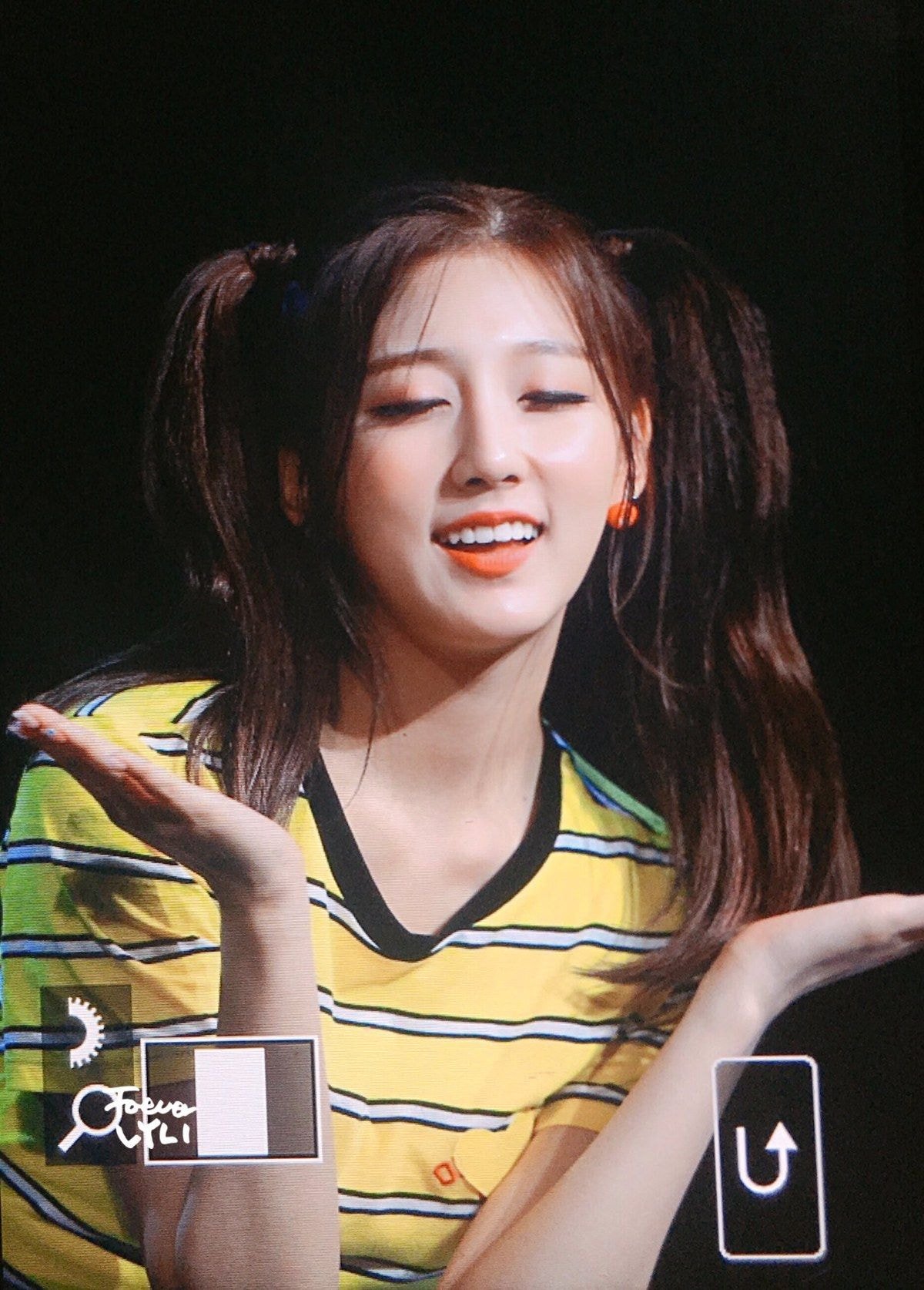 양갈래 헤어스타일도 잘 어울리는 #러블리즈 막내 #정예인