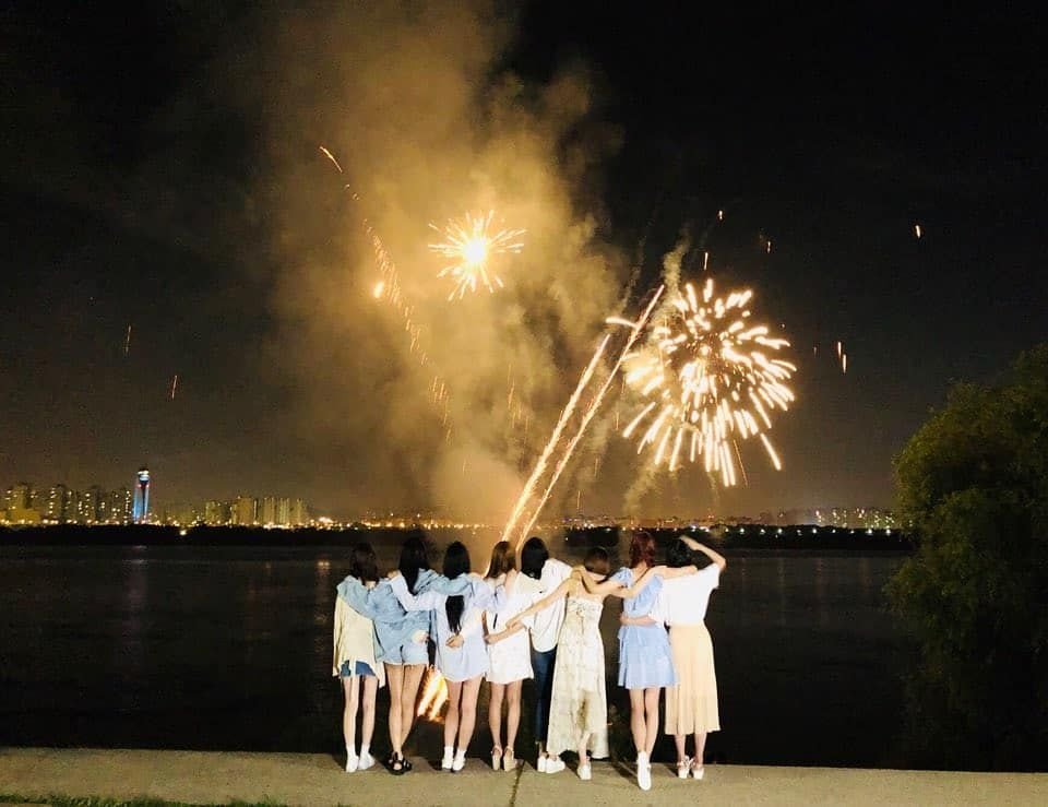 데뷔 2000일을 맞이한 #러블리즈