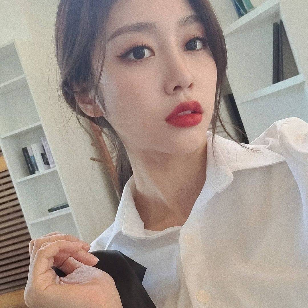 러블리즈 지수 인스타