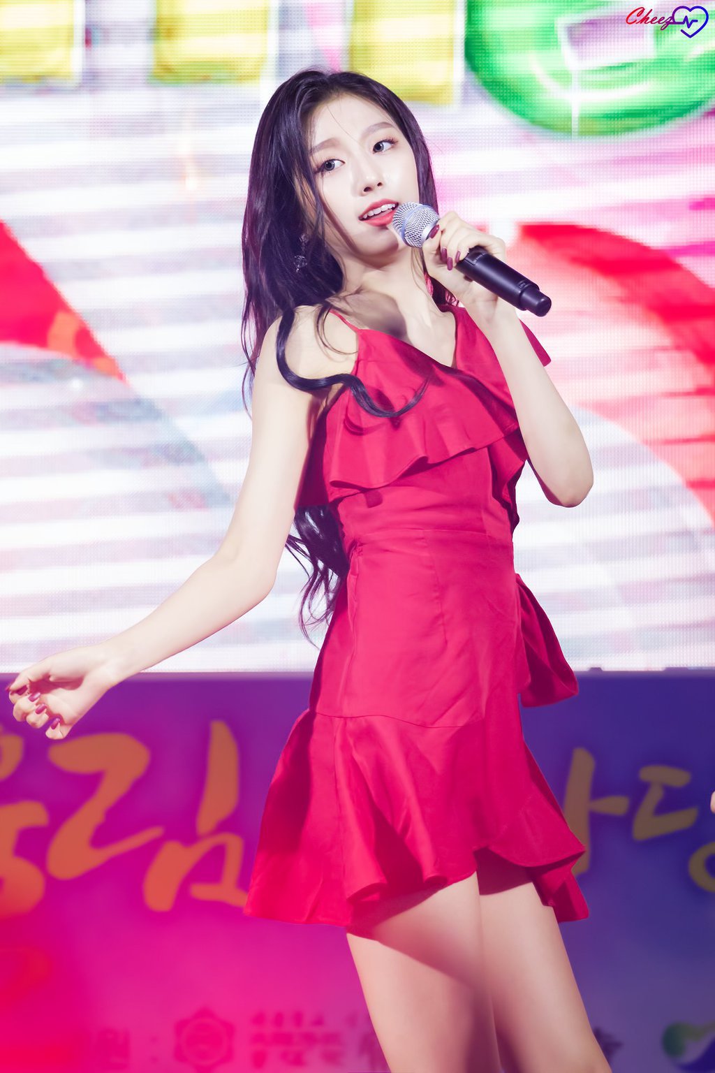 레드! #러블리즈 정예인