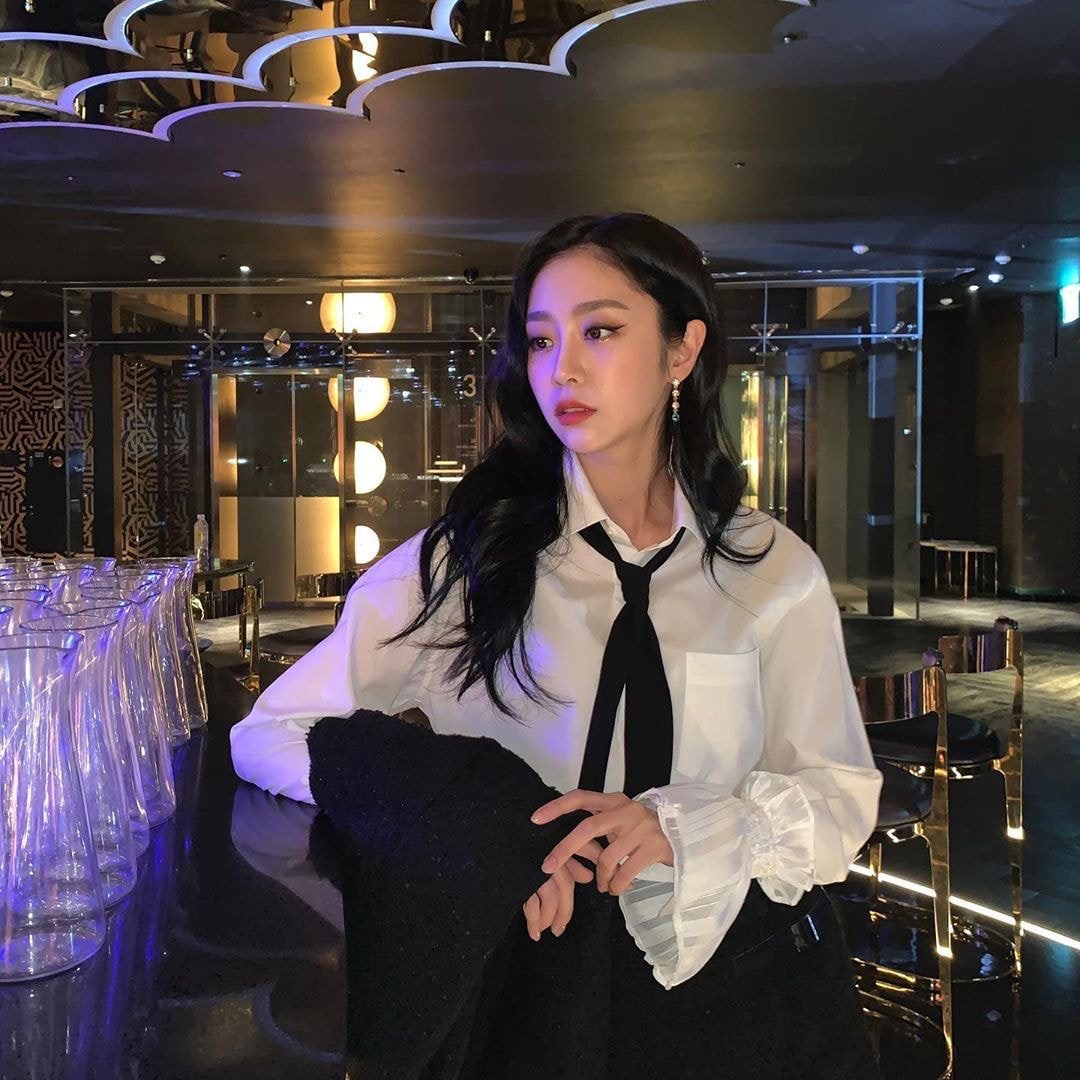 분위기 쩌는 러블리즈 서지수 인스타