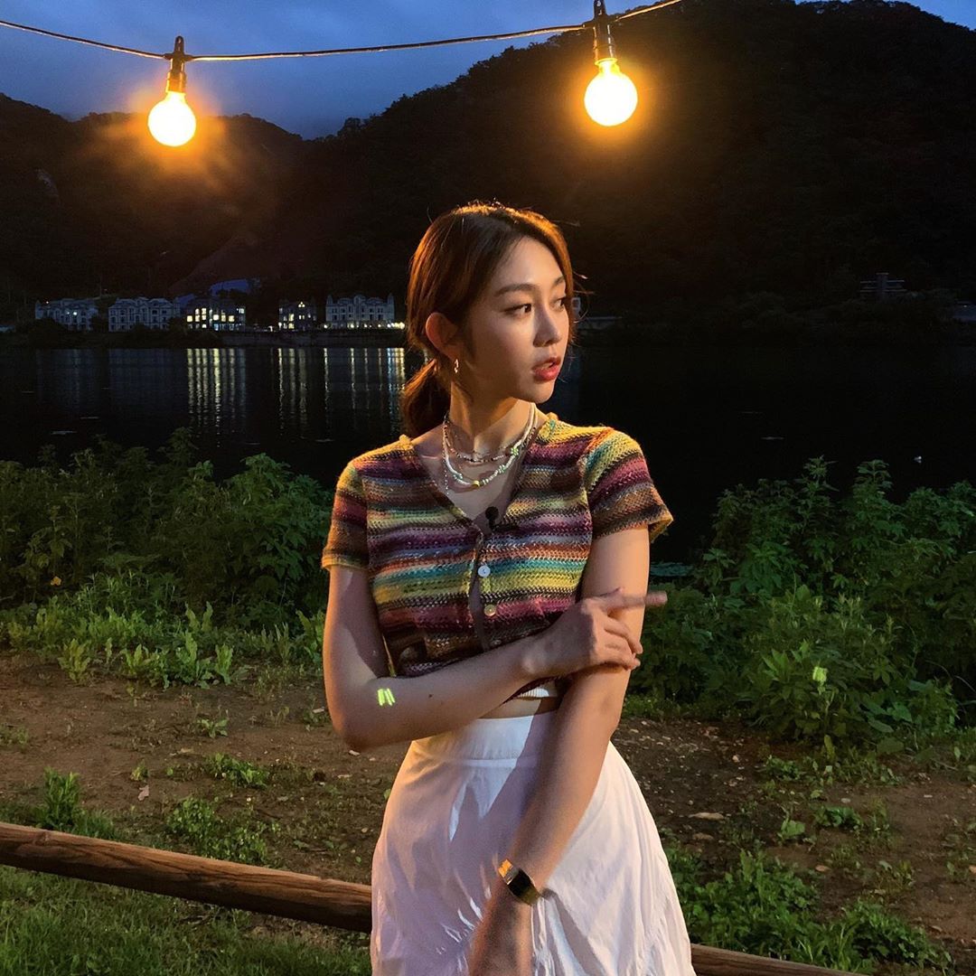러블리즈 지수 인스타
