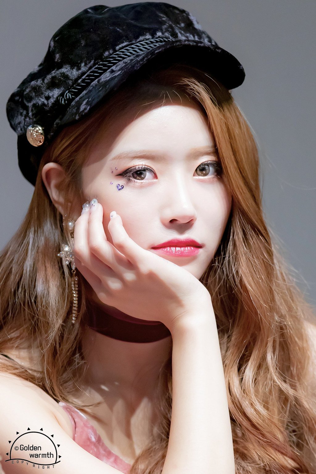 팬사인회 가면 볼 수 있는 #러블리즈 미주 모습