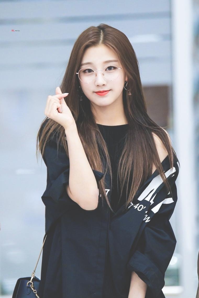 아이컨텍.러블리즈 막냉이 예인